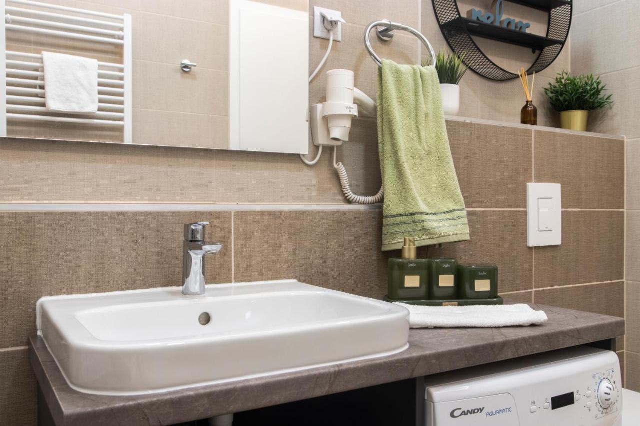 Grand Suites Corvin Budapeste Exterior foto